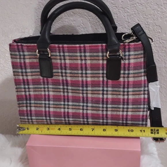 NANETTE LEPORE Satchel Bag. - Picture 10 of 17